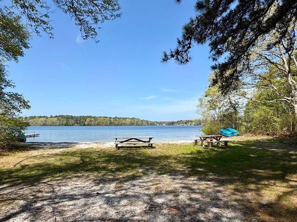 131 Lakeview Blvd, Plymouth MA 02360