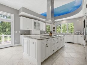 8 Janice Ave, North Reading MA 01864