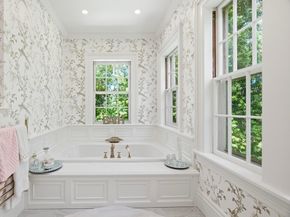 31 B0yles Street, Beverly MA 01915