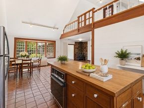 69 Dolliver Neck Rd, Gloucester MA 01930