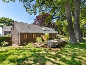 69 Dolliver Neck Rd, Gloucester MA 01930