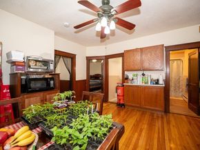 126 Sterling St, Worcester MA 01610