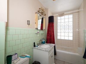 126 Sterling St, Worcester MA 01610
