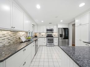 10 Richardson Cir, Saugus MA 01906