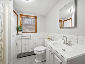 10 Richardson Cir, Saugus MA 01906