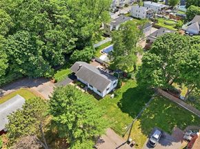 12 Parsons Terrace, Dedham MA 02026