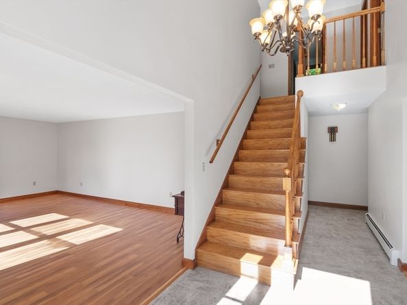 83 Tanglewood Dr, Stoughton MA 02072
