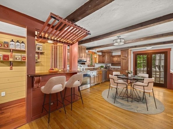 54 Liberty St, Randolph MA 02368