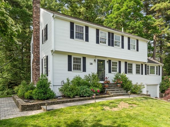 18 Hearthstone Cir, Wayland MA 01778