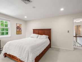 18 Hearthstone Cir, Wayland MA 01778