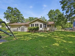 15 Kiberd Drive, Chelmsford MA 01863