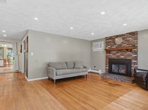 15 Kiberd Drive, Chelmsford MA 01863