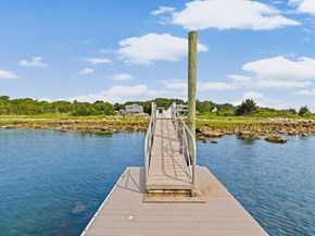 3 Daisy Way, Mattapoisett MA 02739