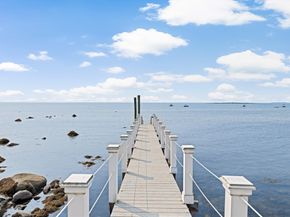 3 Daisy Way, Mattapoisett MA 02739