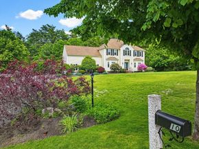 10 Amanda Street, Middleboro MA 02346
