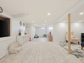 23 Kosciusko St, Peabody MA 01960