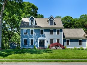 21 Round Table Road, Shrewsbury MA 01545