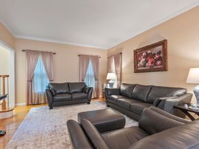 218 Stearns Rd, Marlborough MA 01752