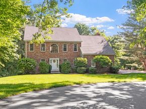 218 Stearns Rd, Marlborough MA 01752