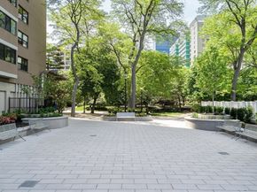 6 Whittier Place 17D, Boston MA 02114