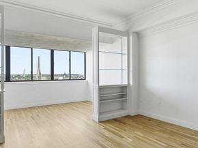 6 Whittier Place 17D, Boston MA 02114
