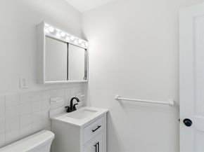 6 Whittier Place 17D, Boston MA 02114