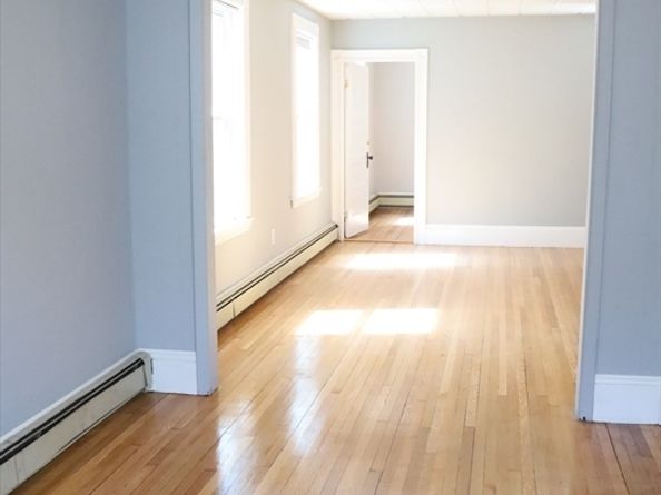 3 Chase Street, Salem MA 01970