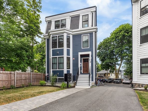 12 Bowdoin Ave 4, Boston MA 02121