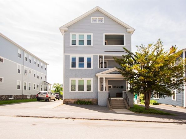 26 Sterling St, Worcester MA 01610