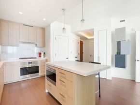 430 Stuart St 25H, Boston MA 02116