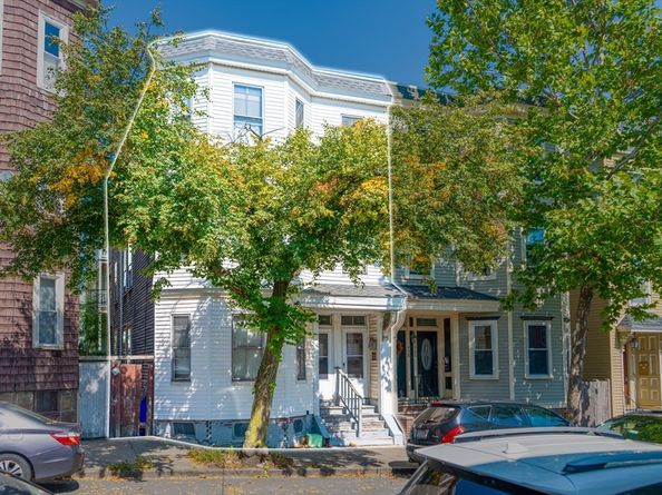 454-456 E 6th St, Boston MA 02127