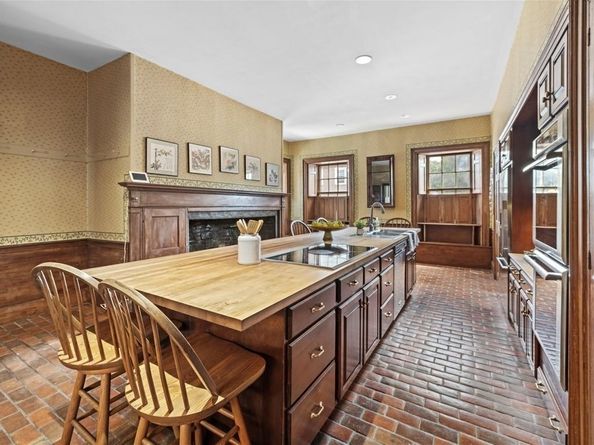 166 High Street, Danvers MA 01923
