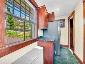 15 Lenox St., Worcester MA 01602