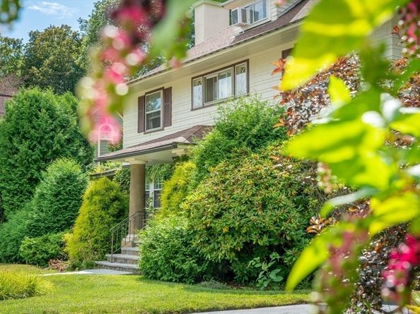 15 Lenox St., Worcester MA 01602