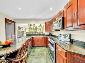 15 Lenox St., Worcester MA 01602