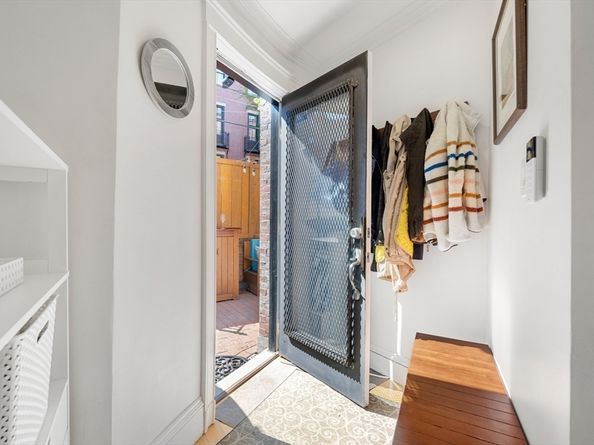 191 Beacon St 1, Boston MA 02116