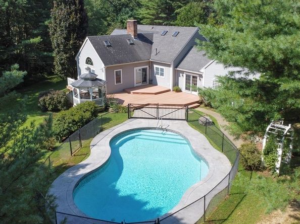 93 Birch Hill Rd, West Brookfield MA 01585