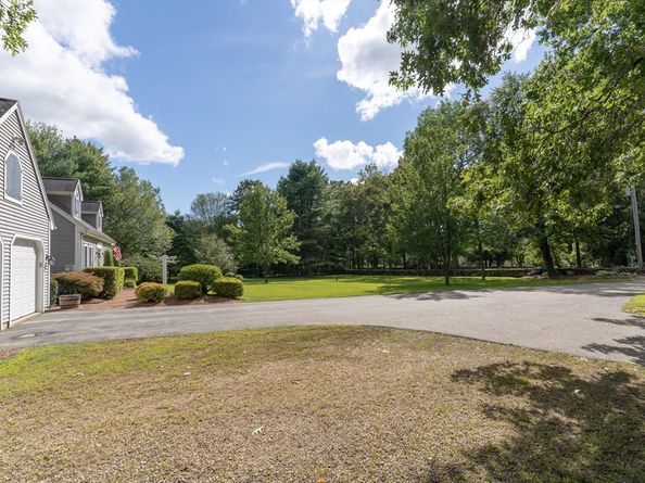 93 Birch Hill Rd, West Brookfield MA 01585