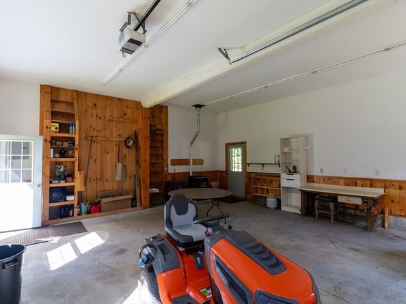 93 Birch Hill Rd, West Brookfield MA 01585