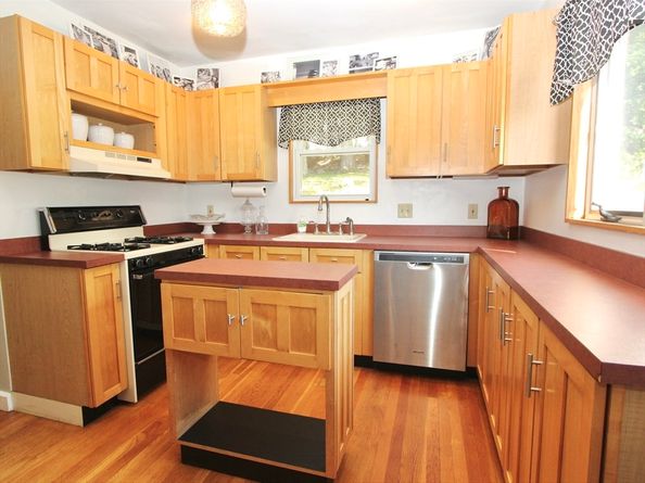 35 Pinehurst Ave, Auburn MA 01501