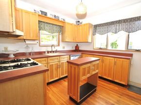 35 Pinehurst Ave, Auburn MA 01501