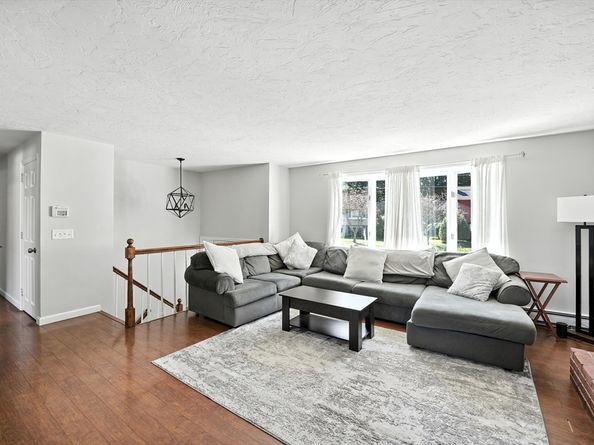 23 Murray Ave, Auburn MA 01501