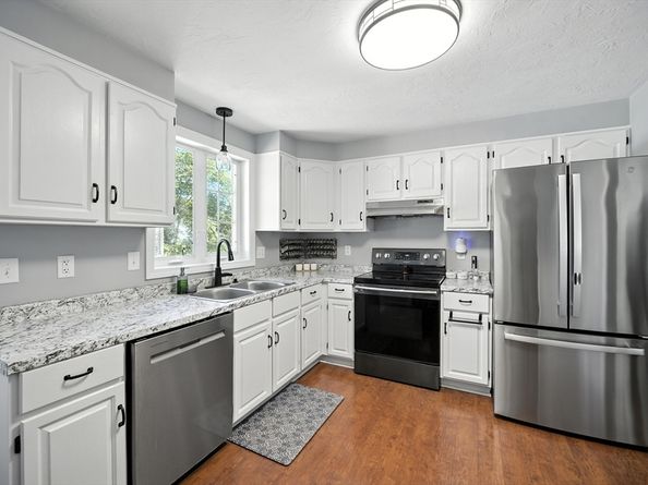 23 Murray Ave, Auburn MA 01501