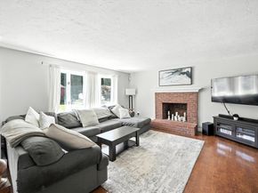 23 Murray Ave, Auburn MA 01501
