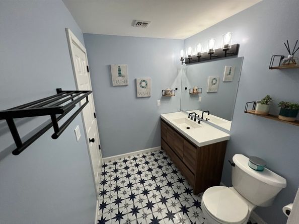115 W 7th St 3, Boston MA 02127