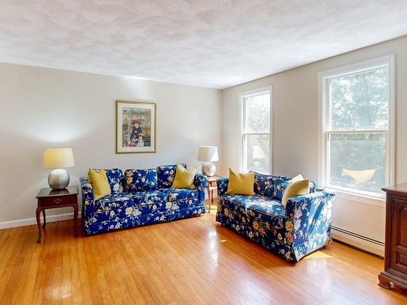 375 Central St, Milford MA 01757