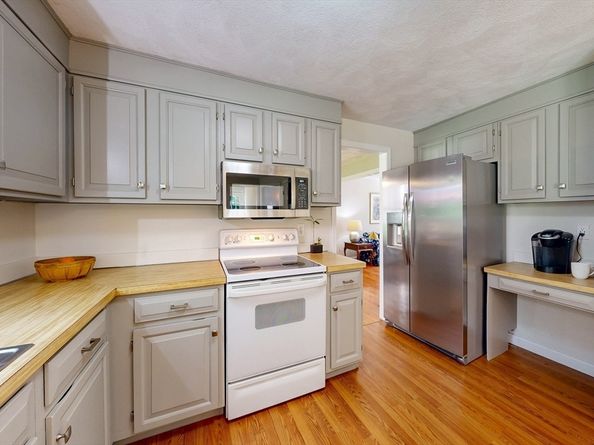 375 Central St, Milford MA 01757