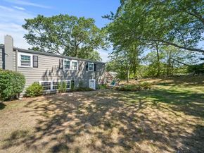 103 King Philip St, Weymouth MA 02190