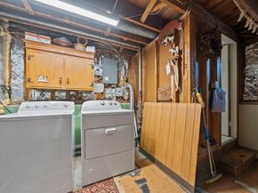 103 King Philip St, Weymouth MA 02190