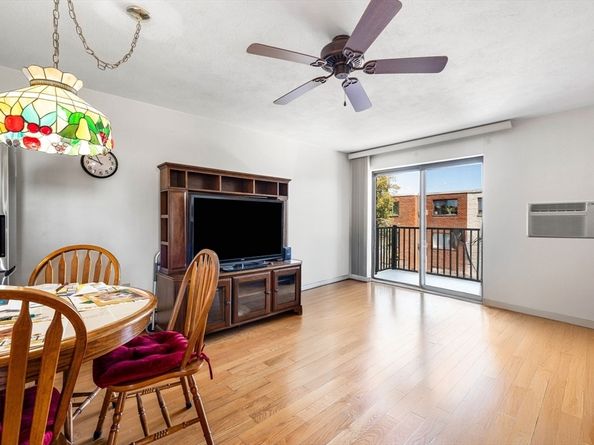 200 Governors Dr 39, Winthrop MA 02152